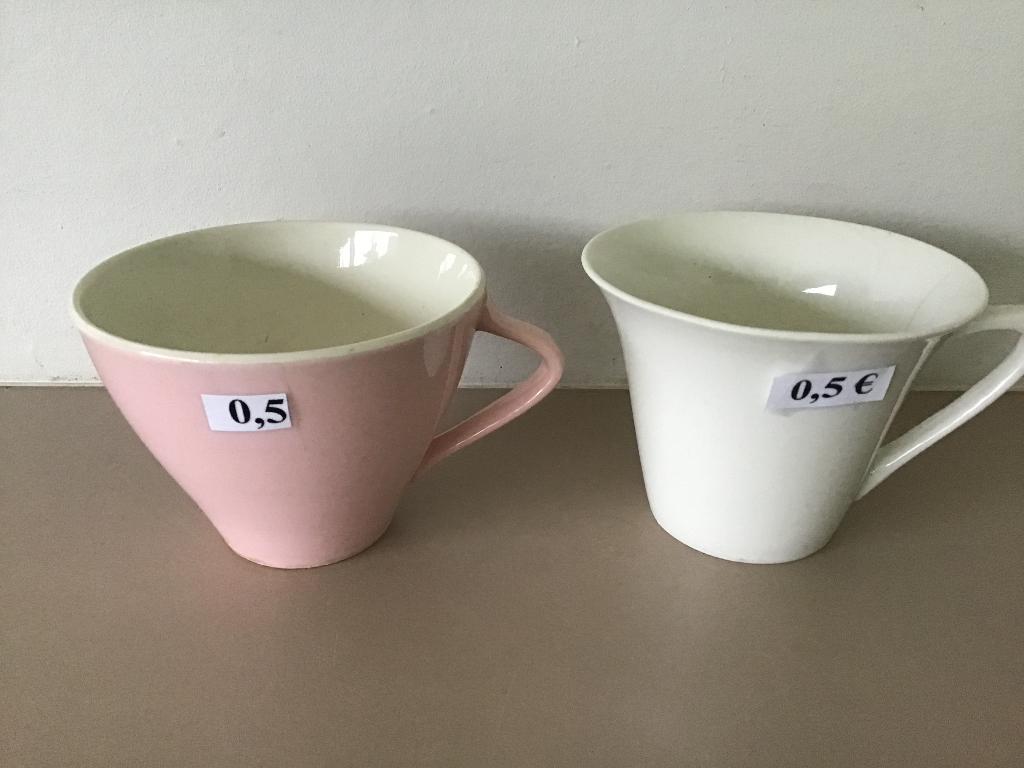 10 tal antieke tassen of kommen "BOCH", Antiek en Kunst, Antiek | Servies los, Ophalen of Verzenden