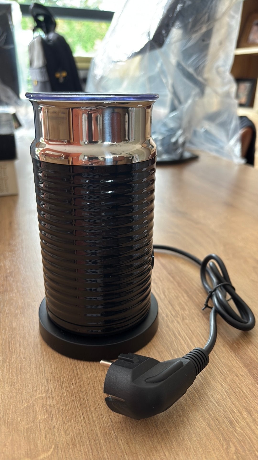Nespresso melkschuimer - 25,00€, Elektronische apparatuur, Ophalen, Zo goed als nieuw, Nespresso