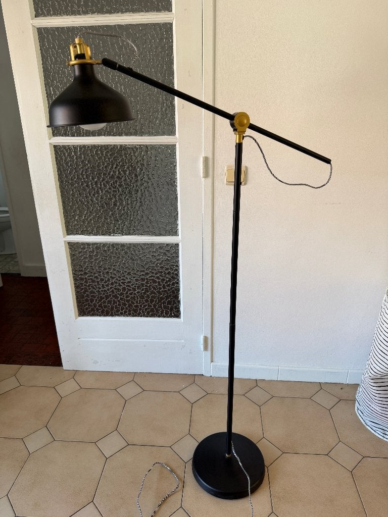 Lampadaire IKEA RANARP noir et doré, Enlèvement, Utilisé, Métal, 150 à 200 cm