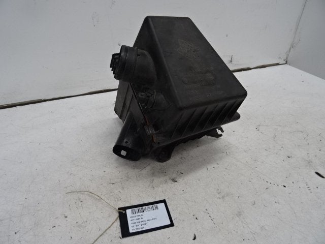 FILTRE À AIR Volkswagen Polo IV (9N1 / 2/3) (6Q0129601AE), Utilisé, Volkswagen