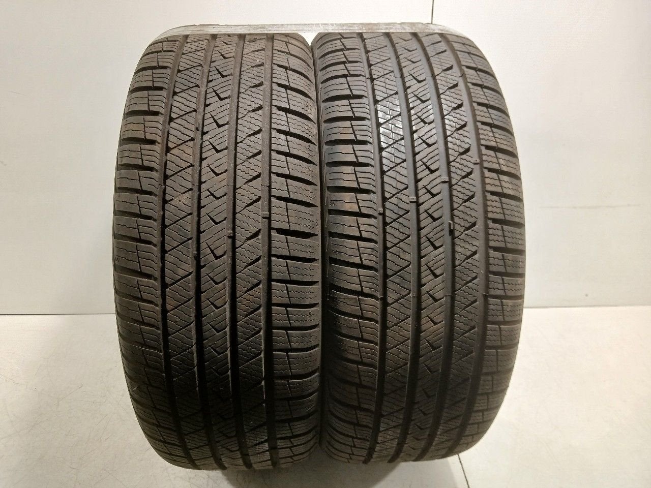 Bandenset 2 stuks 4-Seizoenen 205 50 R17, Onderdelen@venauto.nl, Van der Ven Autorecycling B.V., Pneus hiver, Ettenseweg 76, 4706 PB Roosendaal, The Netherlands