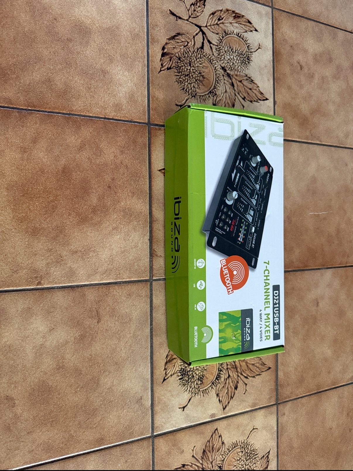 Table de mixe ibiza, Ophalen, Nieuw, Minder dan 5 kanalen, Microfooningang