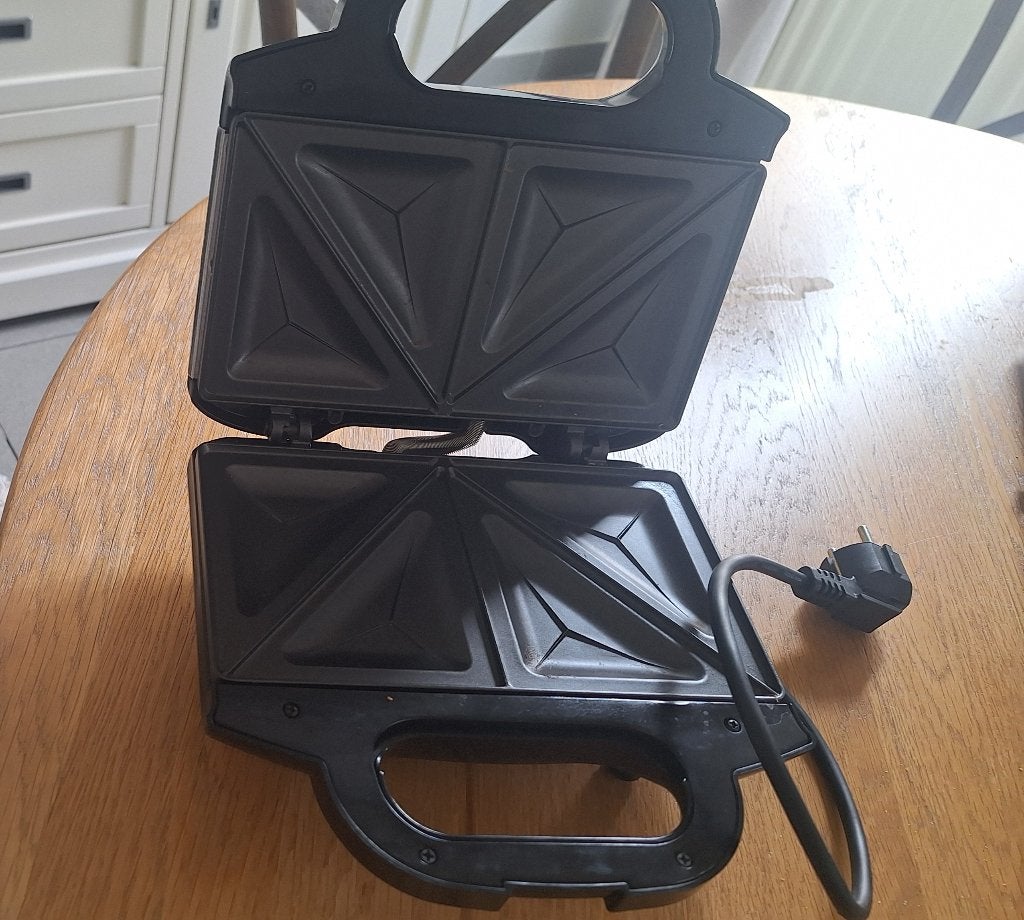Tostiemaker, toaster Tefal Ultracompact, voor op kot, Electroménager, Grils de contact, Enlèvement ou Envoi