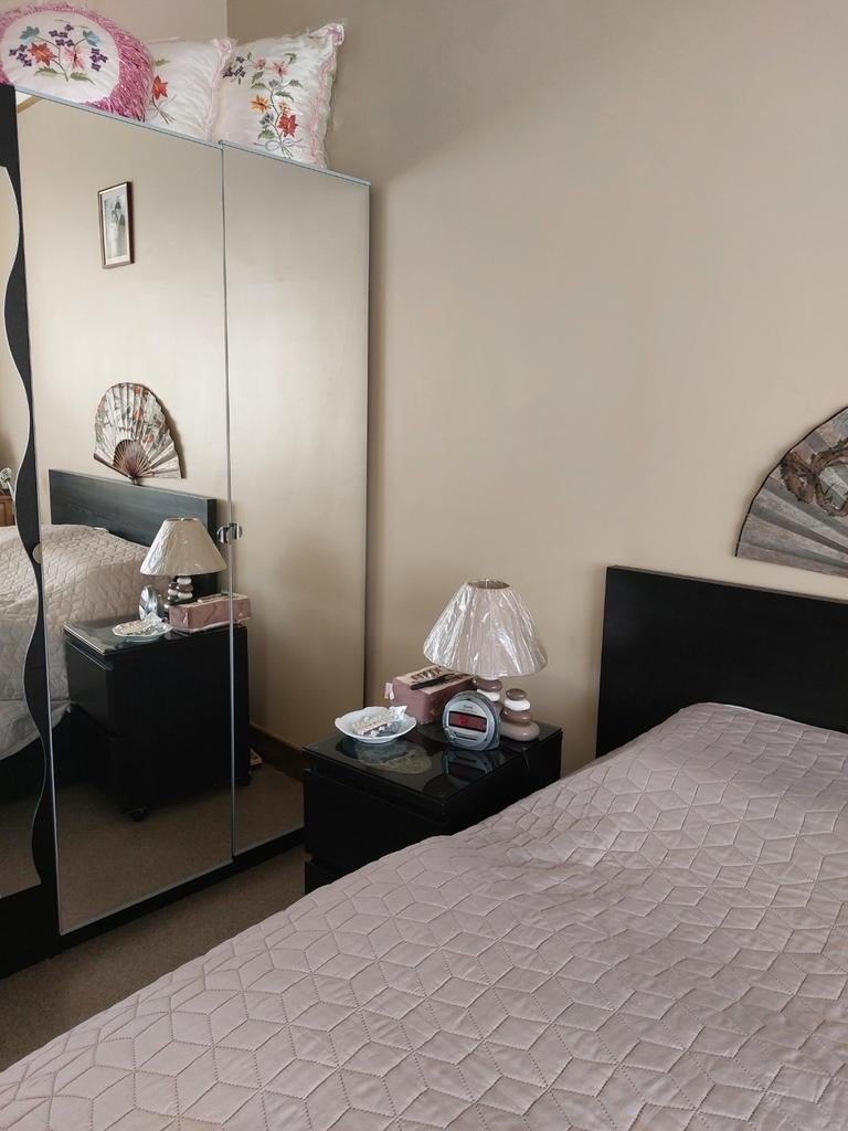 Armoire IKEA 3 pièces Avec porte vitrée la pièce 90€, Enlèvement