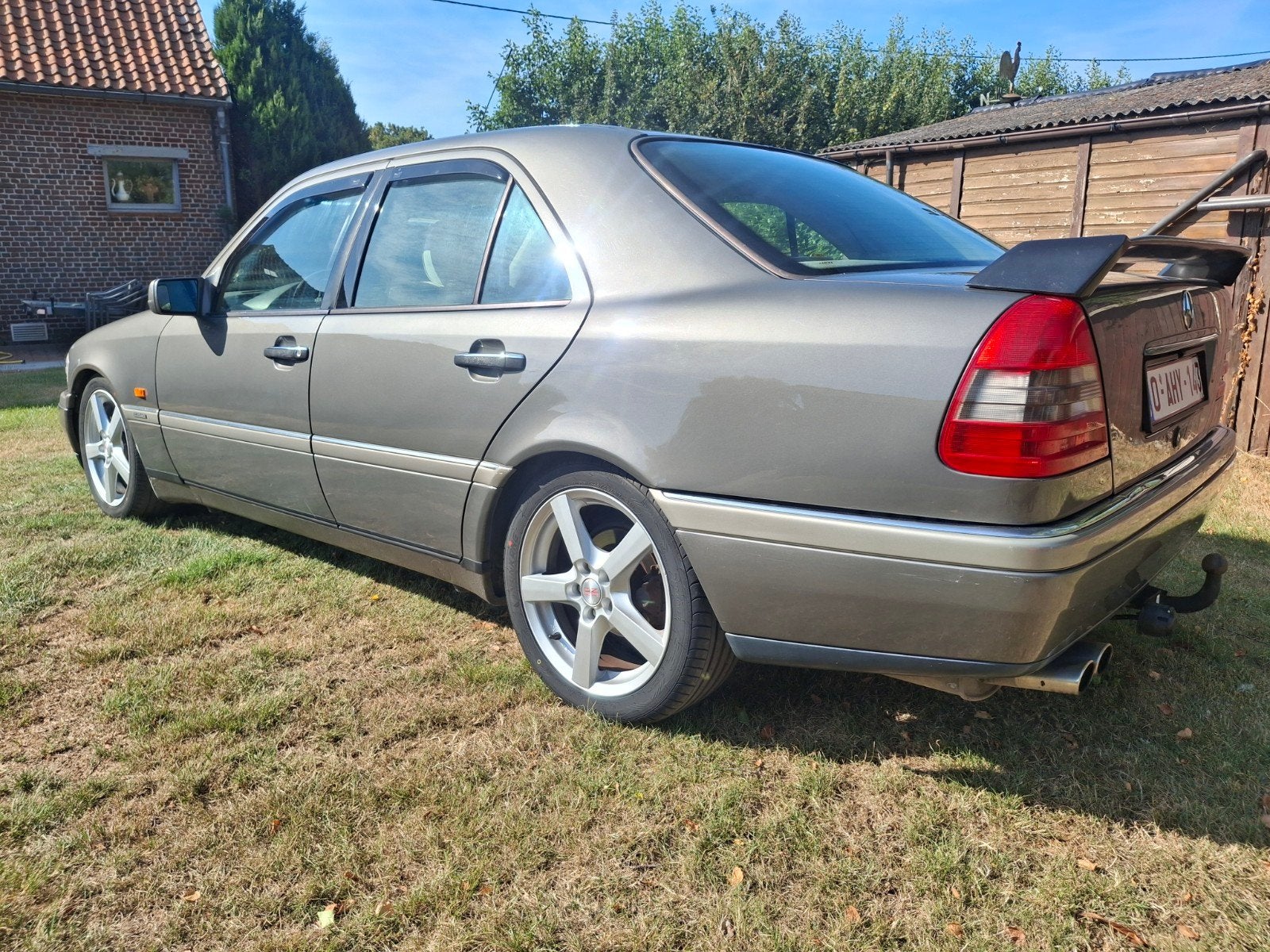oldtimer mercedes c180, foto 5