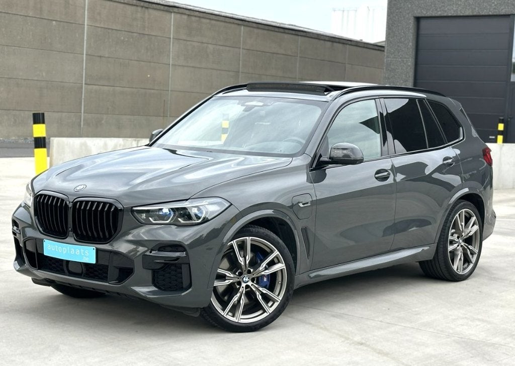 BMW X5 xDrive45E 2022 M Comp Zetels | Bowers&Wilkins | Pano, Autos, BMW, Argent ou Gris, Achat, Entreprise, Noir