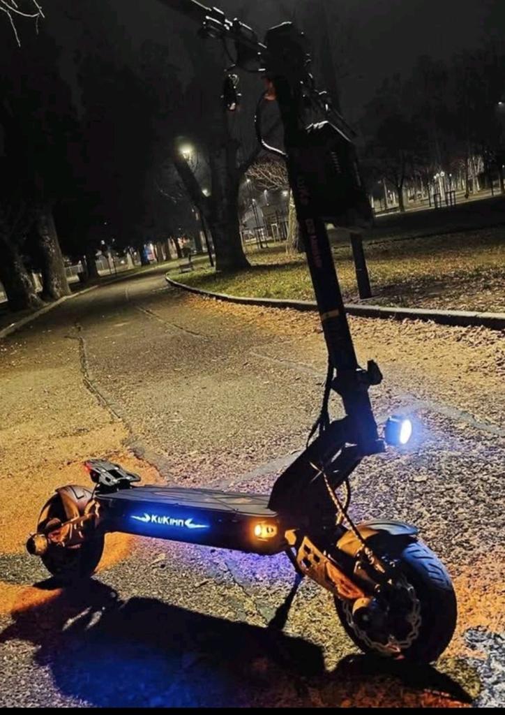 Trottinette g2 master 2025 PROMO!