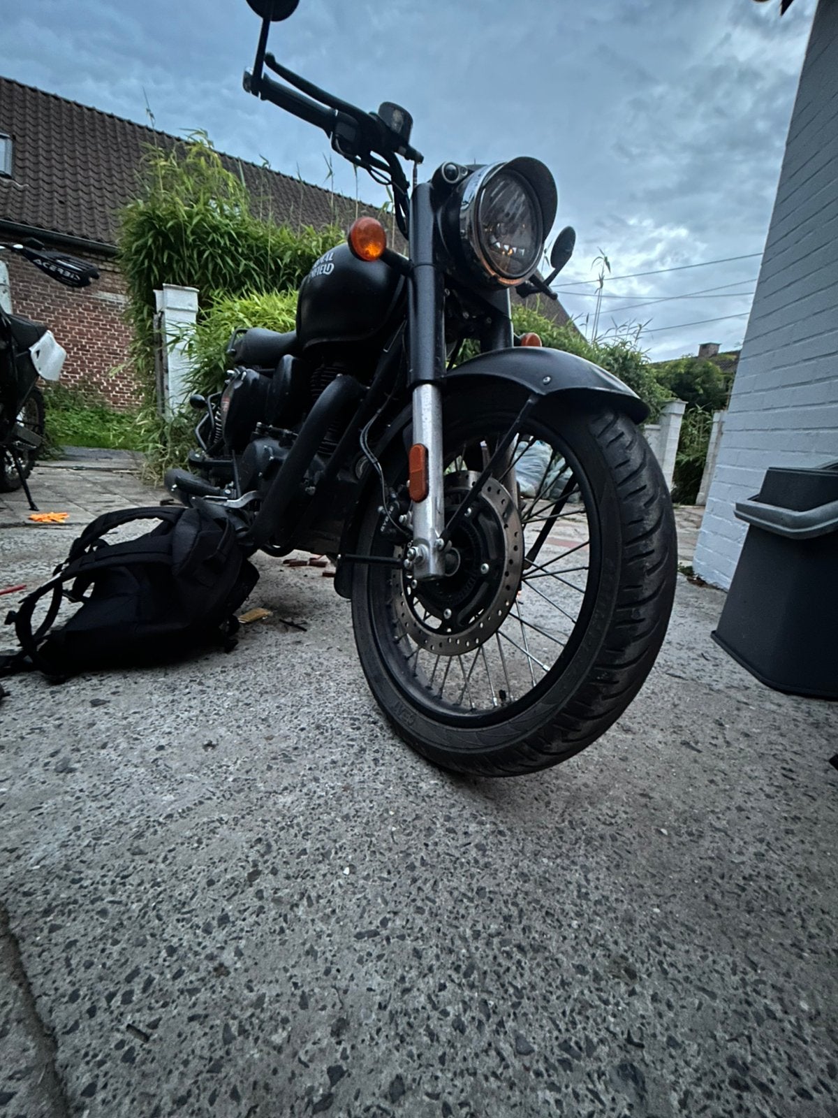 Royal enfield 350 classic 2023 2000euro, Enlèvement, Comme neuf