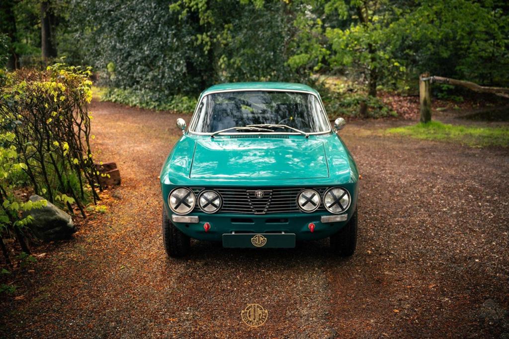 Alfa Romeo GTV 2000 Rally, Autos, Achat, Boîte manuelle, Noir, GTV