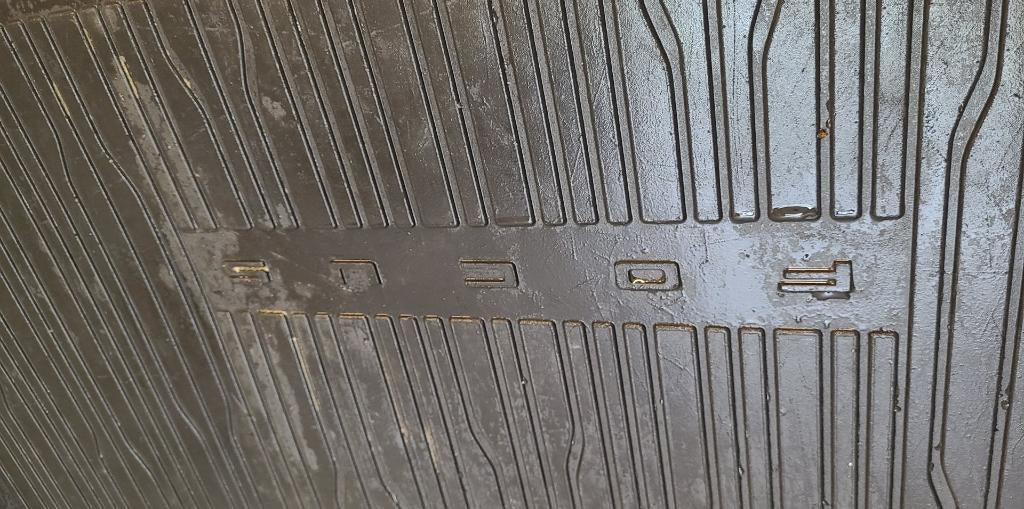Tapis de coffre Ford Focus break, Enlèvement