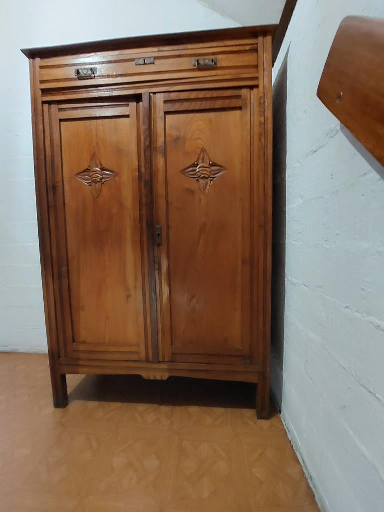 Antieke kast in zwaar eikenhout, Ophalen of Verzenden