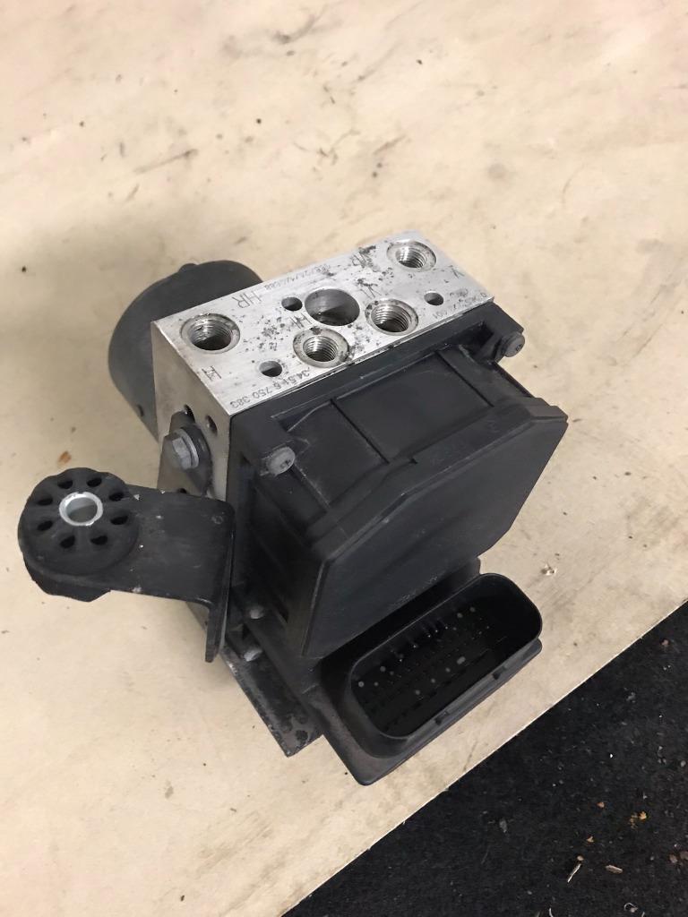 Pompe ASC ABS BMW E39 Série 5 E38 0265900001, Enlèvement ou Envoi, Utilisé, BMW