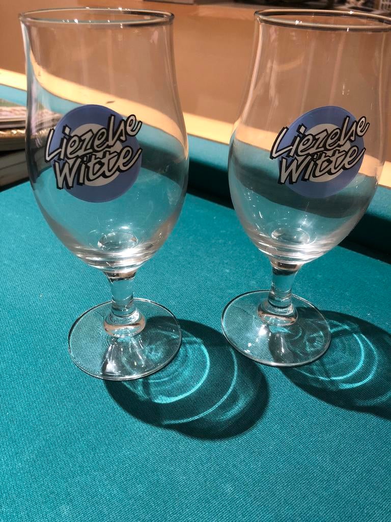 2 verres à bière Liezelse Witte, Collections, Enlèvement ou Envoi, Comme neuf, Verre à bière
