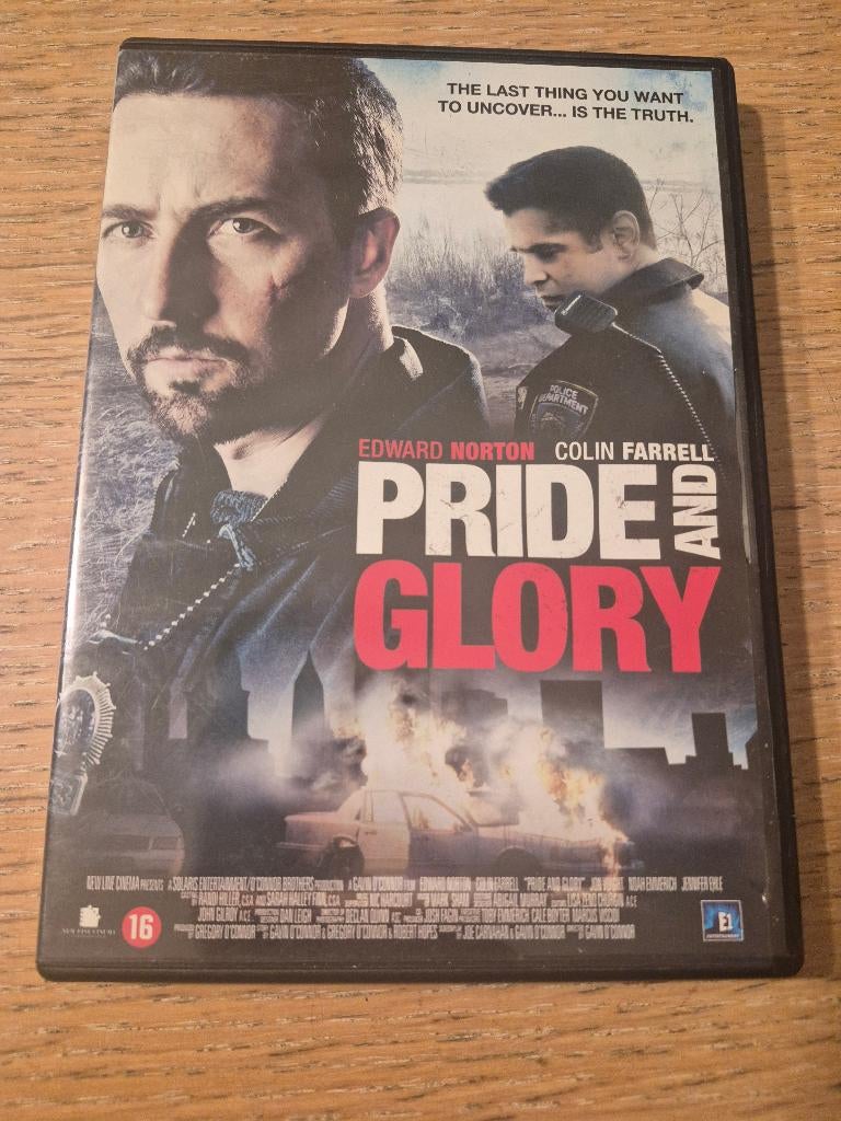 Dvd Pride and Glory, CD & DVD, DVD | Thrillers & Policiers, À partir de 16 ans, Enlèvement ou Envoi, Comme neuf, Thriller d'action