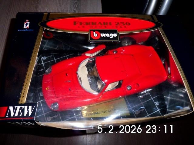 MODÈLE RÉDUIT 1/18 FERRARI 250 LE MANS 1965, Hobby & Loisirs créatifs, Voitures miniatures | 1:18, Enlèvement, Neuf, Voiture, Burago