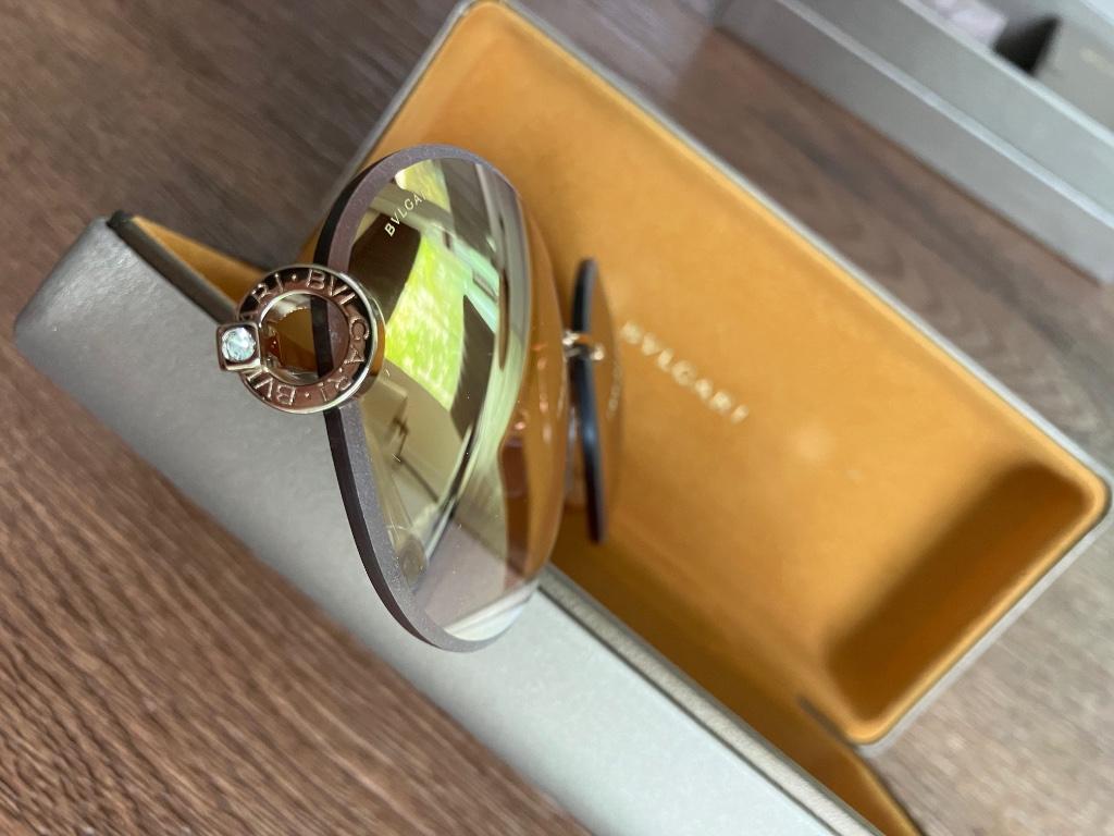 BVLGARI zonnebril Ongebruikt, Handtassen en Accessoires, Zonnebrillen en Brillen | Dames, Overige merken, Zonnebril, Nieuw, Ophalen of Verzenden