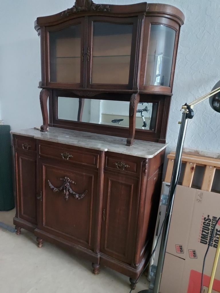 Oude mooie buffet kast, Ophalen, Glas