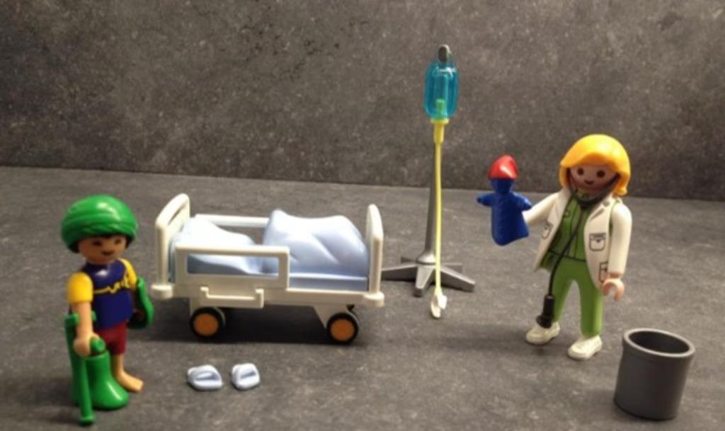 Playmobil ziekenhuiskamer meubels 6661, Ophalen of Verzenden, Zo goed als nieuw, Complete set