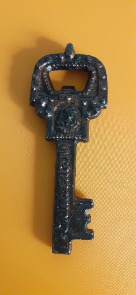 Flesopener grimbergen, Ophalen of Verzenden, Zo goed als nieuw, Flesopener