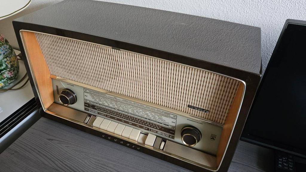 Oude radio Grundig, Antiek en Kunst, Ophalen