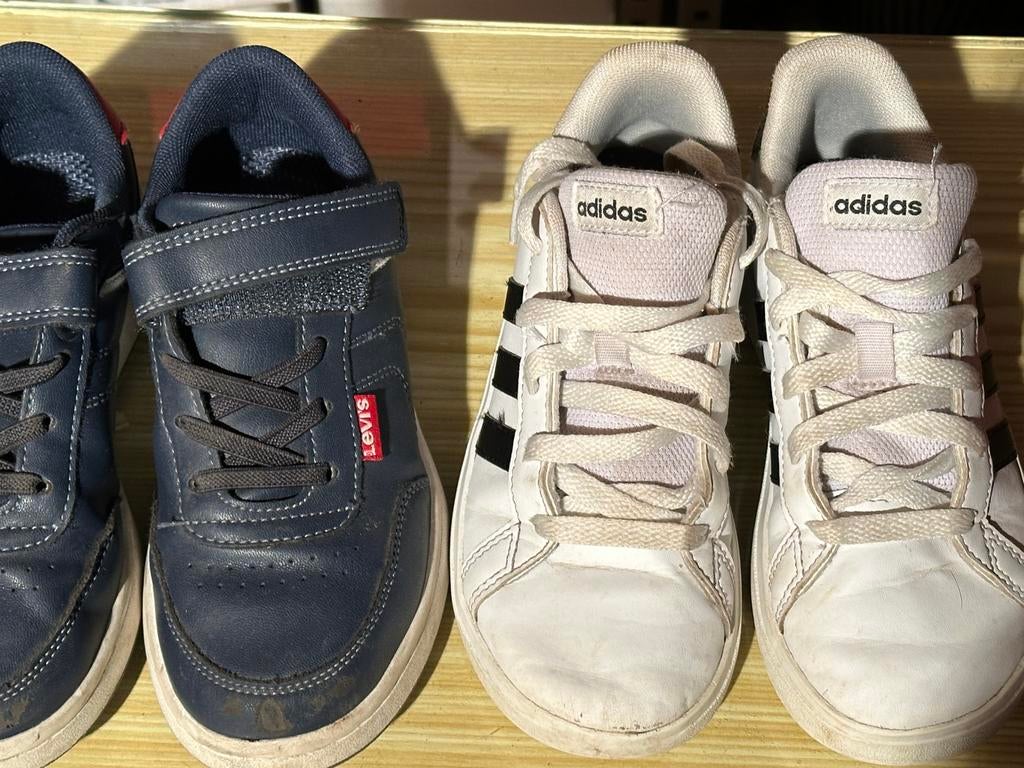 Paire de basket chaussure enfant garcon 32 33 levis addidas, Enlèvement ou Envoi, Comme neuf