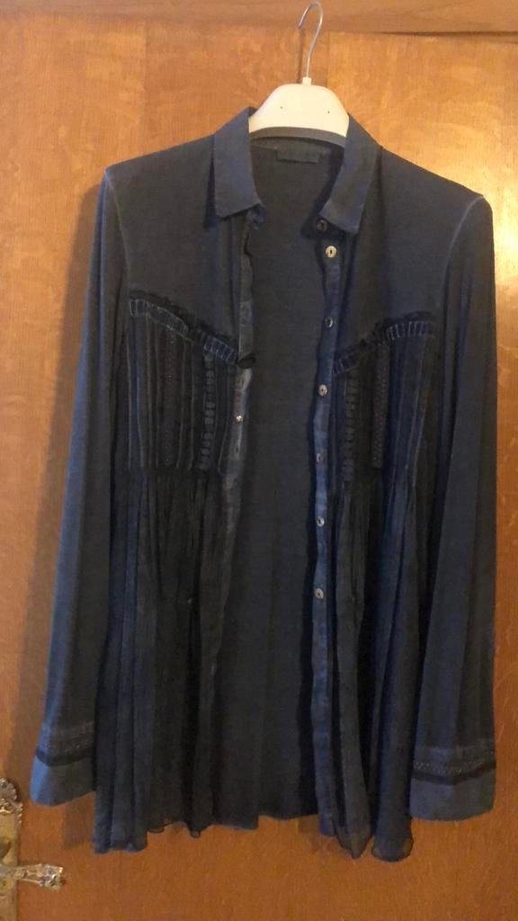 Zeer mooi geklede bloes, Kleding | Dames, Ophalen of Verzenden, Zo goed als nieuw, Maat 42/44 (L), Blauw