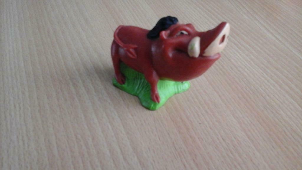 Disney beeldje "Pumbaa jungle book" H: 5x6cm '90, Ophalen of Verzenden, Leeuwenkoning of Jungle Boek, Zo goed als nieuw, Beeldje of Figuurtje