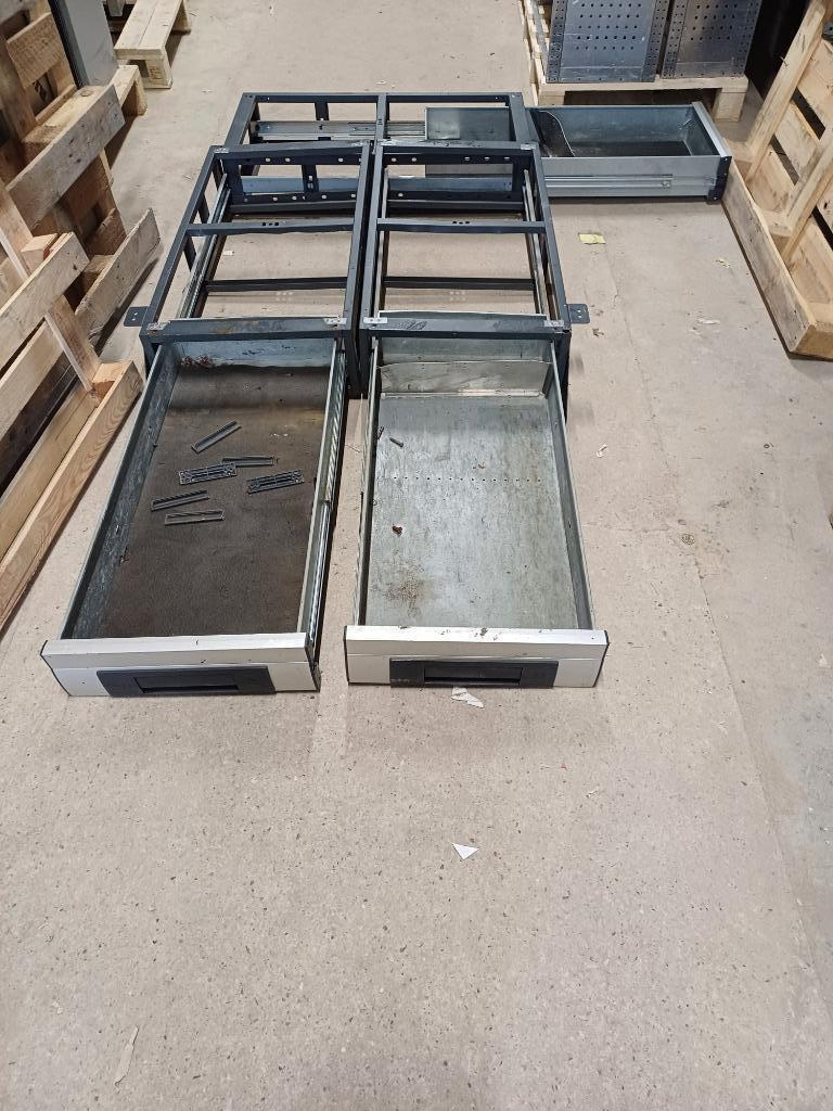 TIROIRS DE SOL BOTT (1023) L 155 W 104 H 20 PRIX 749€, Enlèvement, Comme neuf