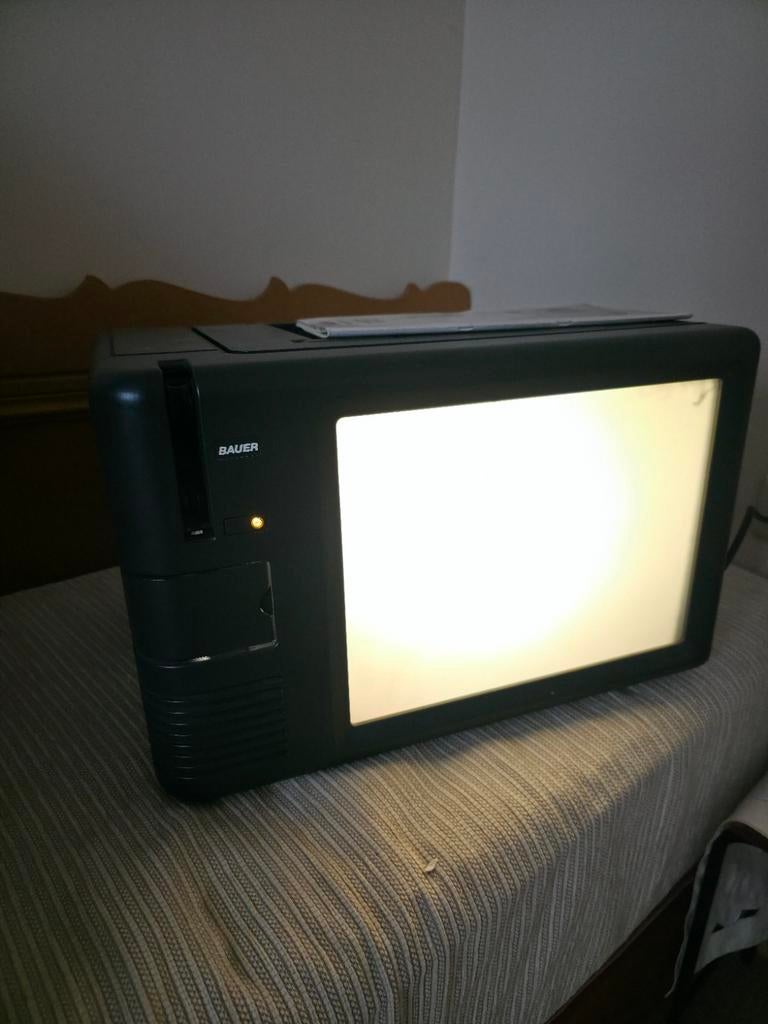 BAUER TR 100 projector + BRAUN FK4 lijm, Audio, Tv en Foto, Diaprojectoren, Ophalen