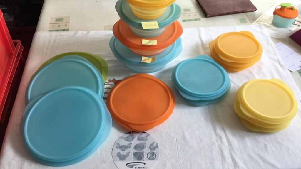 Mini max tupperware, Enlèvement ou Envoi