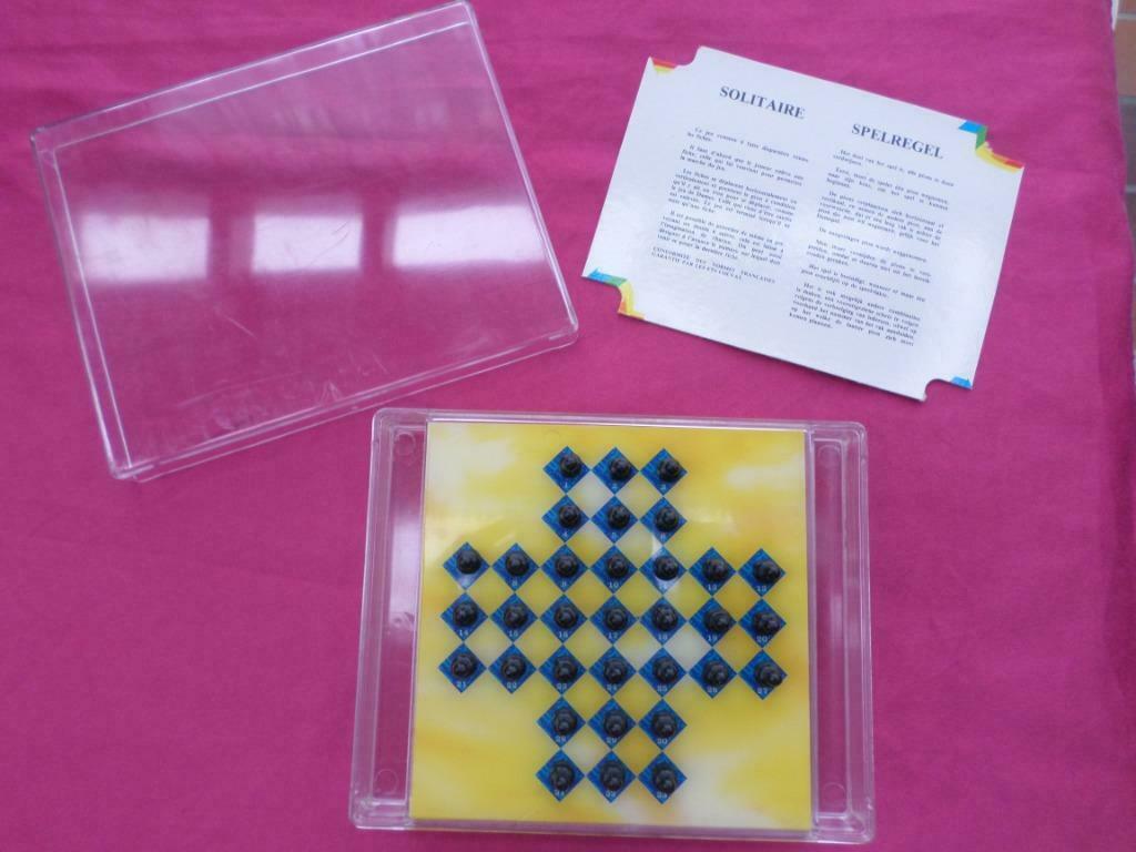Solitaire klassiek spel Nederlandse Franse pionnen, Ophalen of Verzenden, Gebruikt