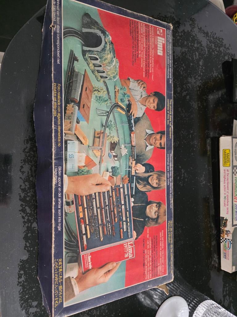 Treinset lima comleet van 1977-78, Enlèvement ou Envoi