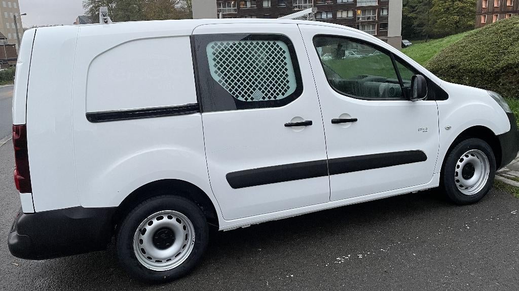 PEUGEOT PARTNER 10/2016 1.6 HDI 3 PL LONG EURO 6, Voorwielaandrijving, Stof, Euro 6, 4 cilinders