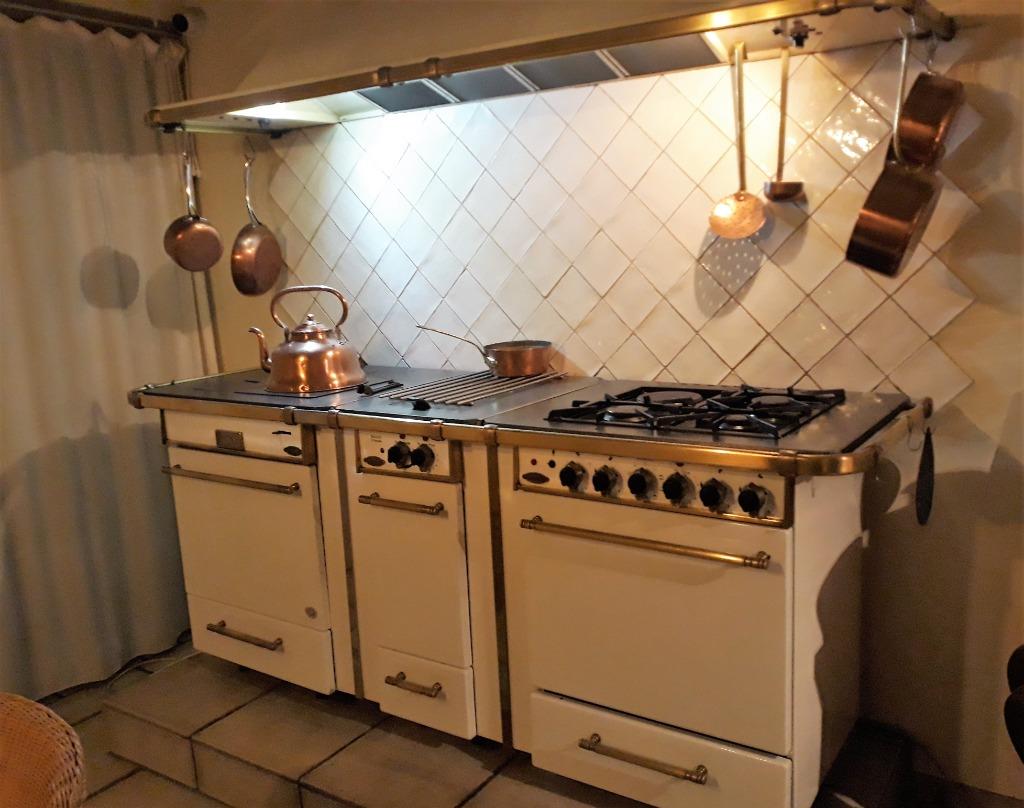 CUISINE GODIN BLANCHE GRANDE LONGUEUR 220 CM, Enlèvement