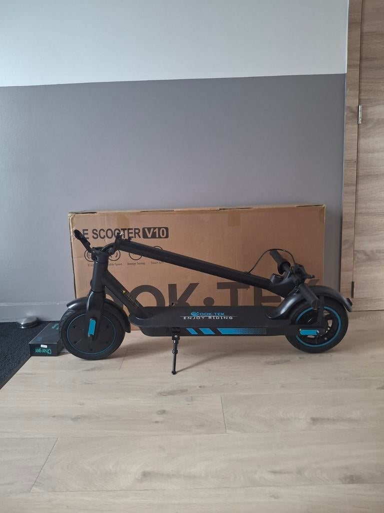 TROTTINETTE ÉLECTRIQUE NEUVE EN BOÎTE + FACTURE ET GARANTIE, Vélos & Vélomoteurs, Trottinettes, Enlèvement ou Envoi, Neuf, Step électrique (E-scooter)