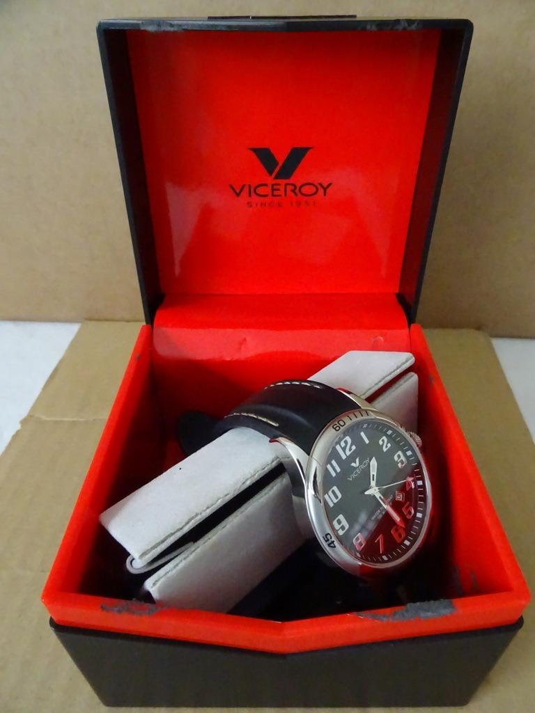 Montre Viceroy quartz Viceroy vers 2012 presque comme neuve, Bijoux, Sacs & Beauté, Montres | Hommes, Autres marques, Enlèvement ou Envoi