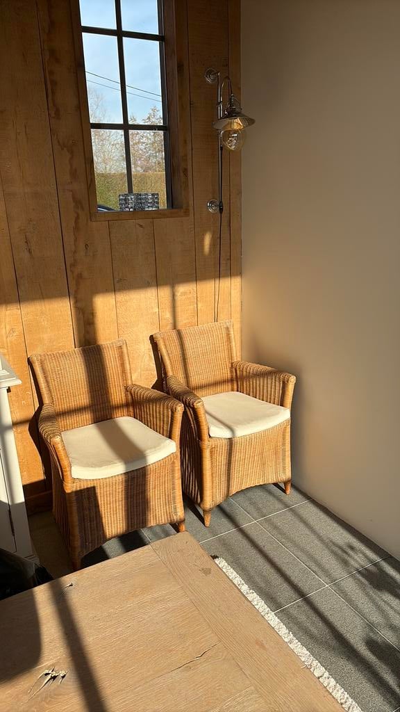 6 rieten stoelen/kast/salontafel all flamant interiors, Ophalen, Zo goed als nieuw