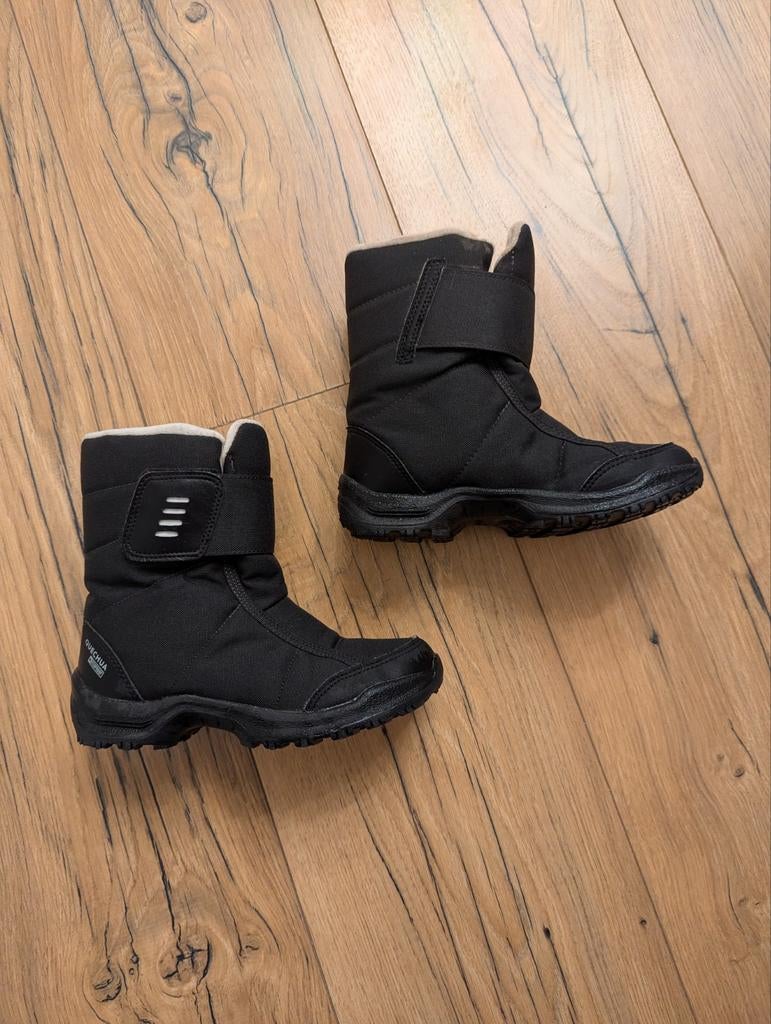 Sneeuwschoenen maat 32 quechua zwart, Ophalen, Zo goed als nieuw, Schoenen, Overige merken
