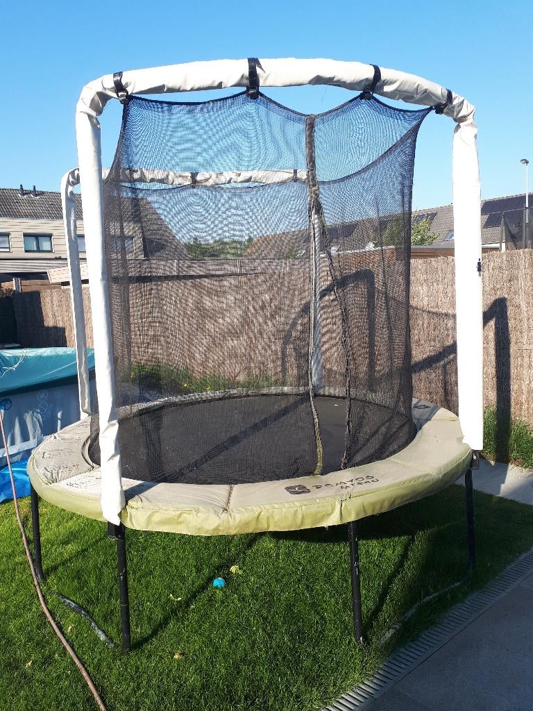 Trampoline, Ophalen, Gebruikt