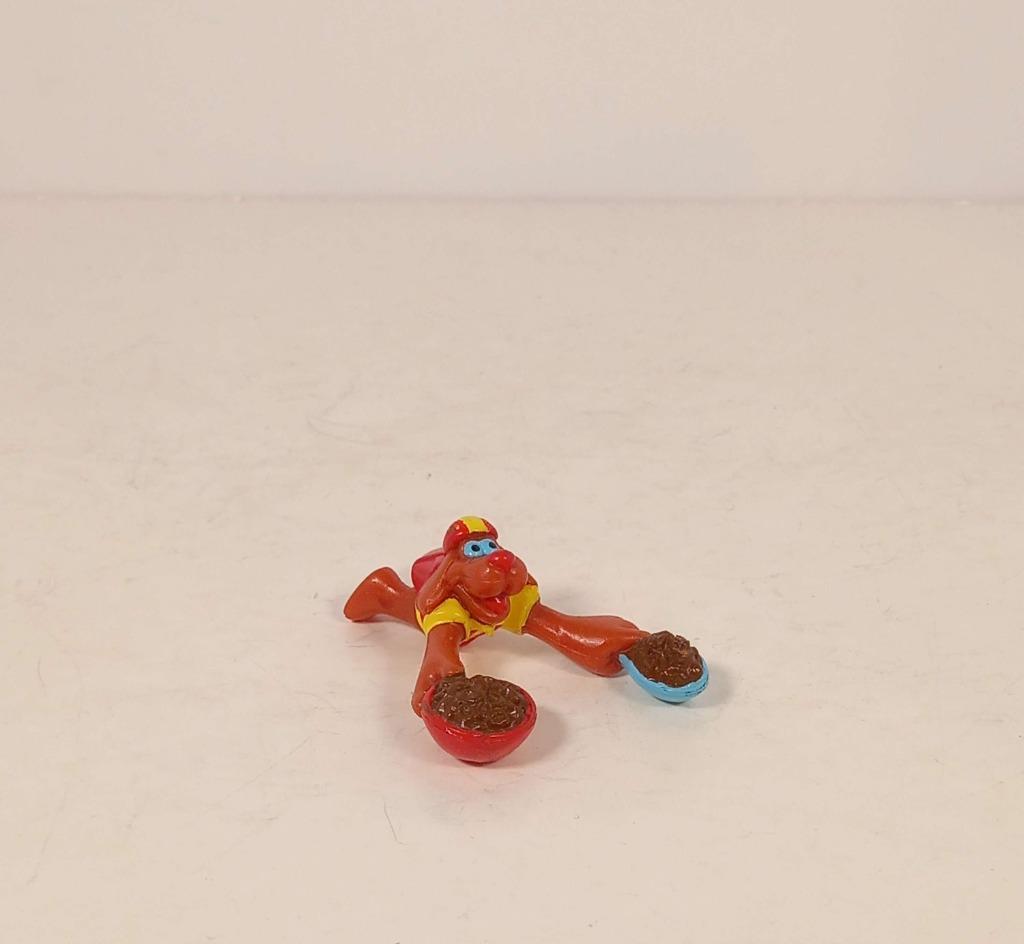 Chien Nestlé 77446 France - figurine, Ophalen of Verzenden, Zo goed als nieuw, Dier
