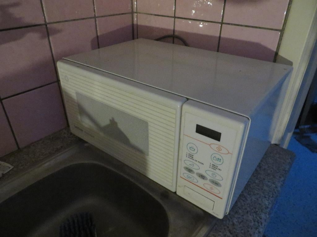 microgolfoven, Elektronische apparatuur, Microgolfovens, Ophalen of Verzenden, Microgolfoven