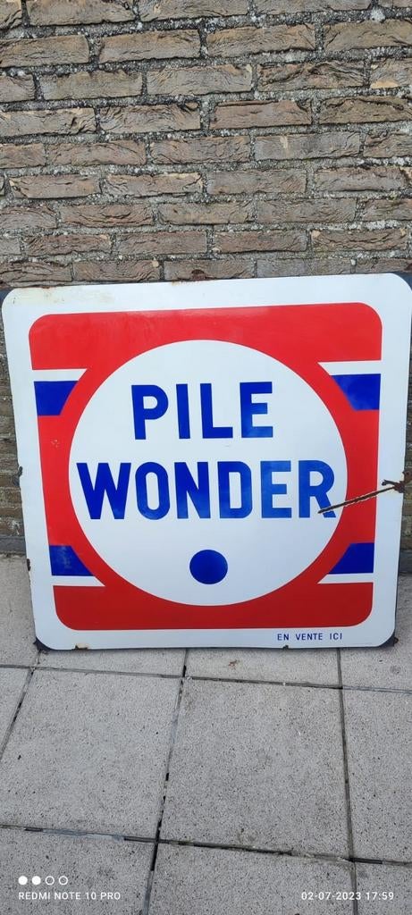 Belle plaque émaillée ancienne Pile Wonder Emaillerie Strasb, Enlèvement ou Envoi, Comme neuf, Panneau publicitaire