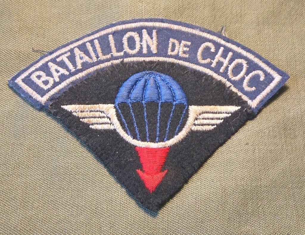 FRANCE / PARA / ECUSSON Bn. DE CHOC / 25em Division Para., Envoi, Armée de terre, Emblème ou Badge