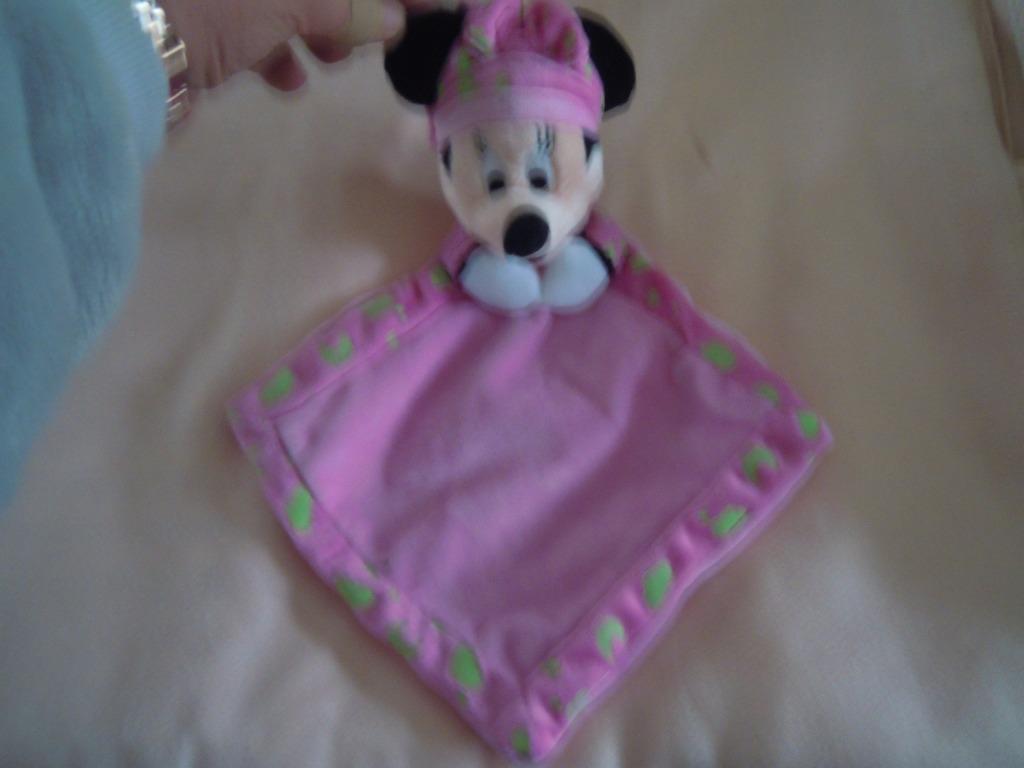 knuffeldoekje minnie mouse (doos pam), Kinderen en Baby's, Speelgoed | Knuffels en Pluche, Ophalen of Verzenden, Nieuw