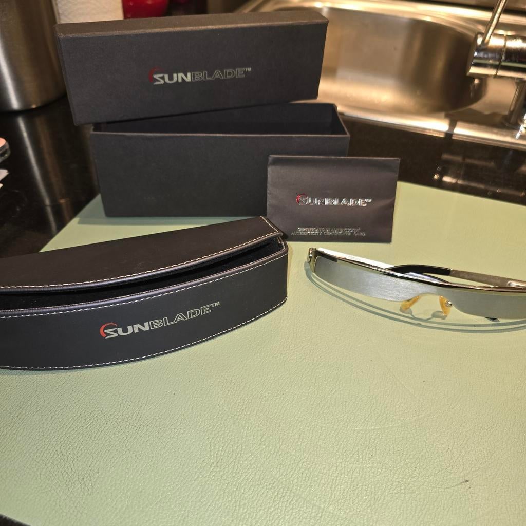 Sunblade, Enlèvement, Comme neuf