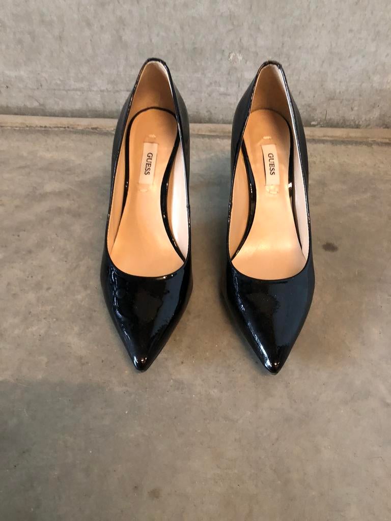 Schoenen guess zwart lakei, Guess, Escarpins, Comme neuf, Enlèvement