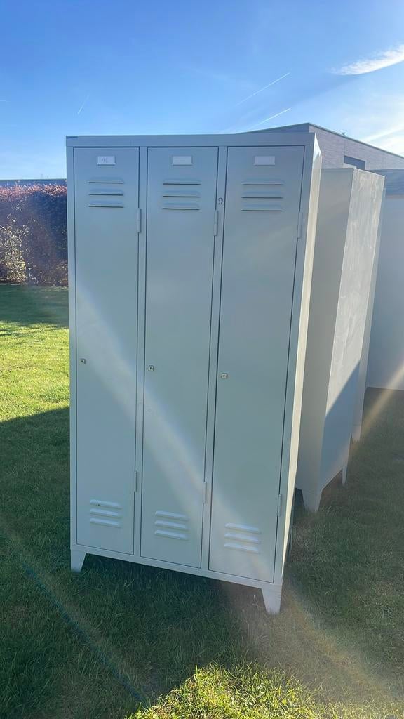 Overtoom International Industrial Locker Locker Block 3, Ophalen, Gebruikt