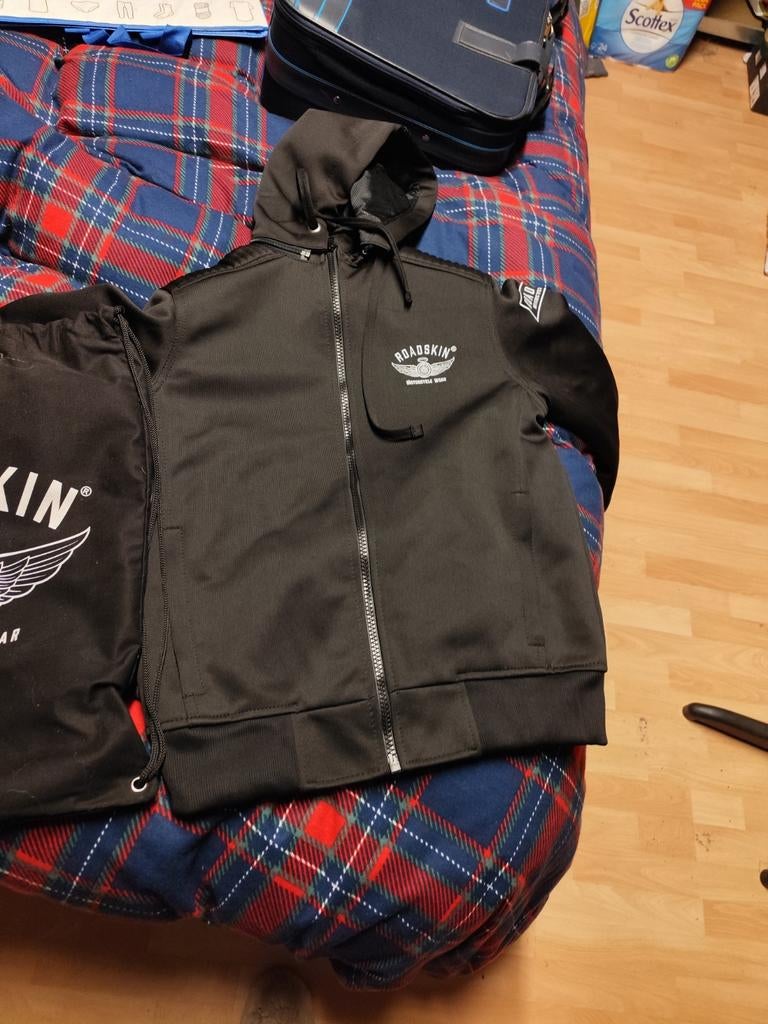 Moto vest roadskin, Motoren, Kleding | Motorkleding, Ophalen
