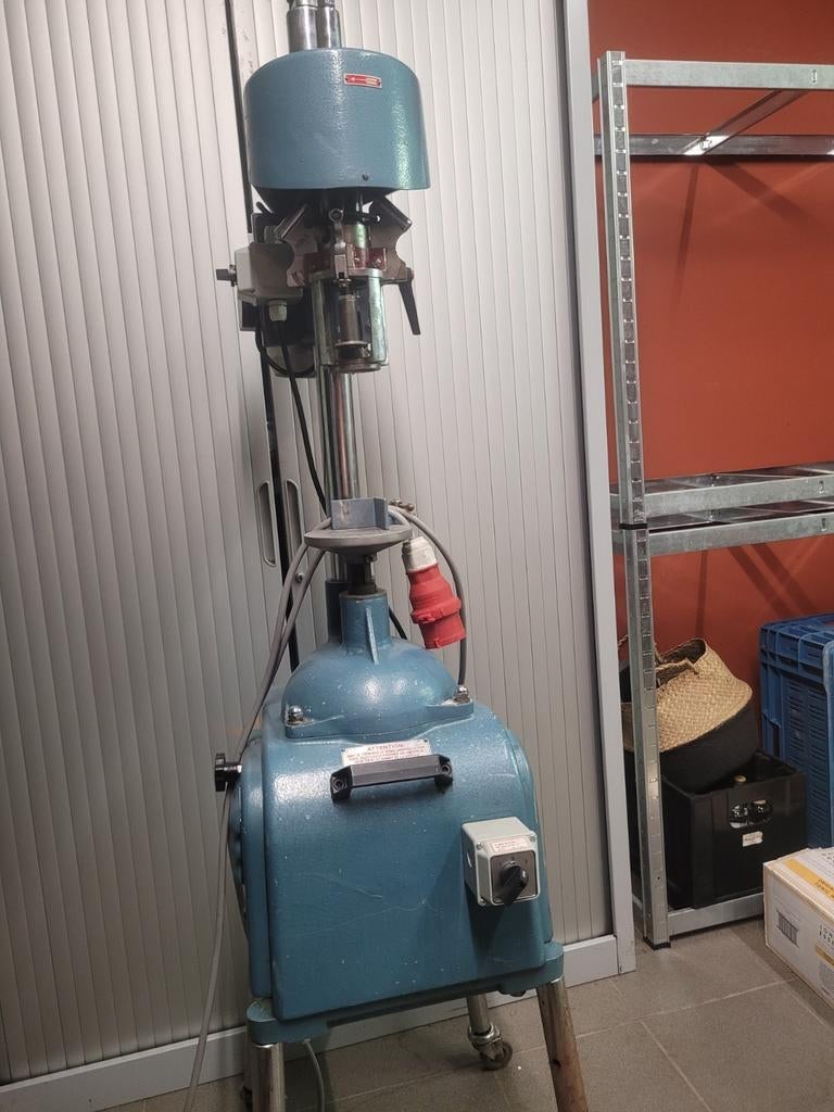 Draaidoppen machine wijnbouw wijn maken, Enlèvement
