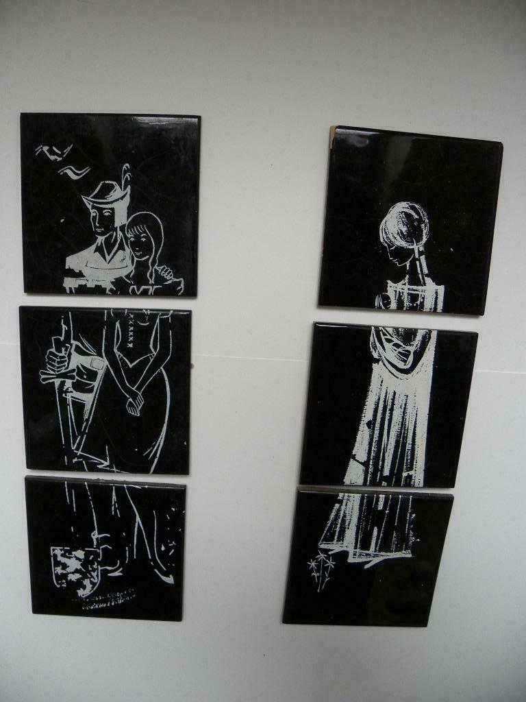 Antieke tegels met figuren, Antiek en Kunst, Curiosa en Brocante, Ophalen of Verzenden